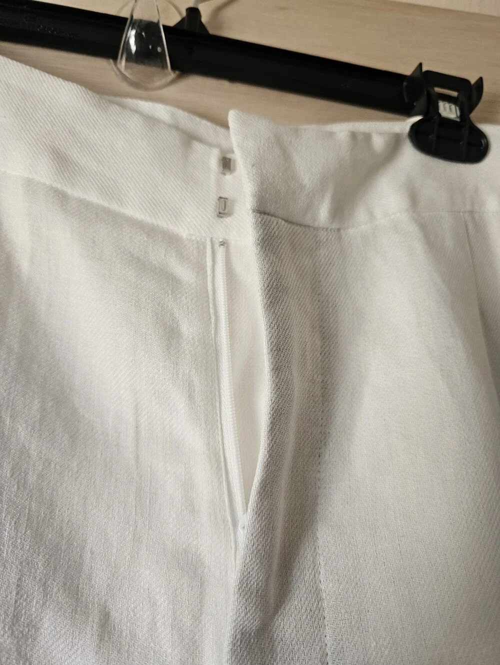 ​ZARA New With Tags Linen Blend Wide Leg Pleated Trousers Cream Off-White Size L